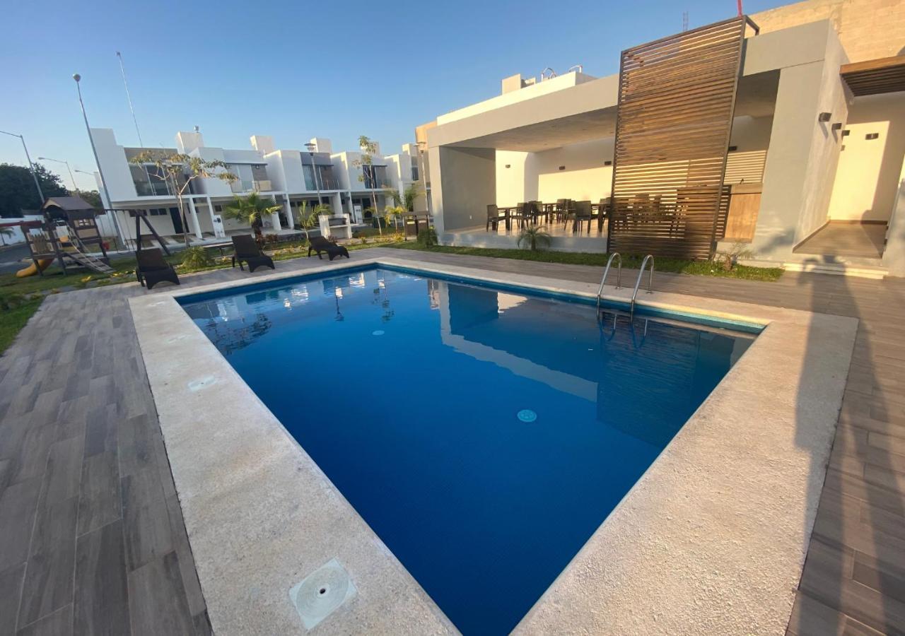 Casa Familiar En Condominio Privado Cerca De Playa Cancún Buitenkant foto